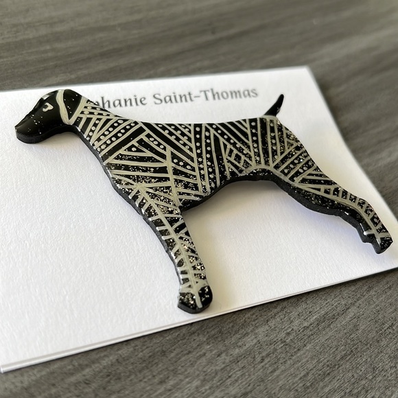 Hand Painted Weimaraner Lacquer on Wood Art Pin - Picture 3 of 6